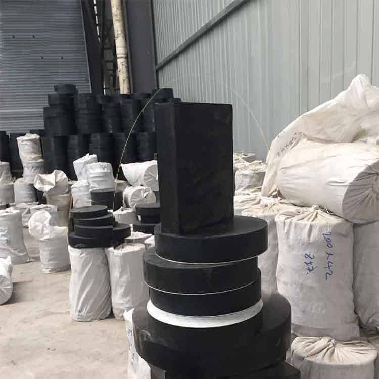 橡胶垫块桥梁防震垫块减震缓冲垫块200*200*20橡胶减震垫块