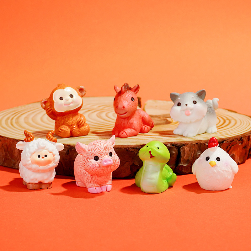 Desktop creativo Artesanías de micro paisaje Adornos de resina Doce zodiaco Rata Toro Tigre Conejo Dragón Serpiente Caballo Oveja Mono Pollo Perro Cerdo