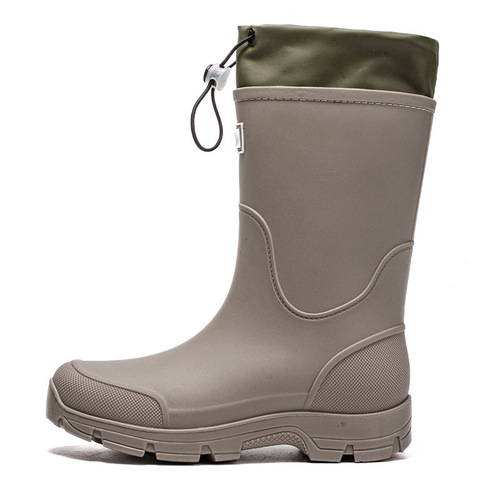 Wearing medium tube and mouth, couples rain boots, waterproof casual rain boots, durable and light kitchen anti-slip rubber shoes, thick soles