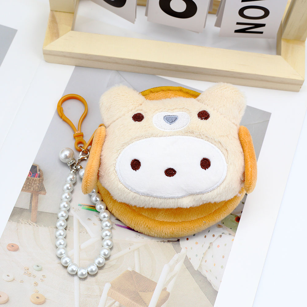 연한 갈색의 큰 귀