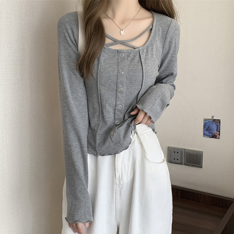 大码女装胖mm辣妹心机锁骨显瘦短上衣女秋季新款修身长袖针织T恤