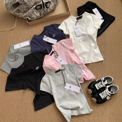 現物2025夏の新型Alo基礎モデル半袖tシャツ女性修身百合ギャル純色丸襟上着