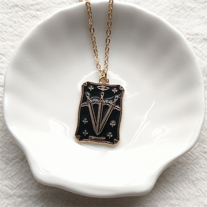 심판 타로 목걸이