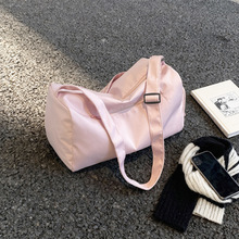 ��ɫ���s���e���������p��ɝ���x�����������n�������ռ{б���