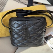 �V��Y�Һ��Ӱ�������СţƤ���ͺ������䣬�����������б؂���Ʒ