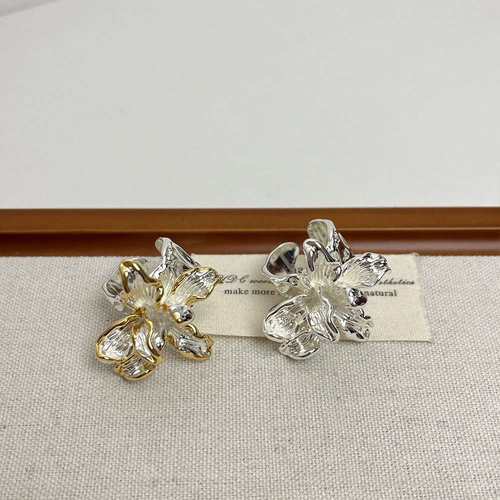 Vintage Chinese Style Silver Ring With White Iris For Women_voghion.com