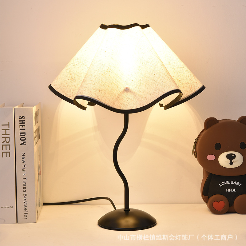 USB Plug-In Table Lamp for Study, Bedroom, Bedside Lamp, Homestay Decoration, Ambient Light, Dimmable, Nordic Style USB Plug-In Table Lamp for Study, Bedroom, Bedside Lamp, Homestay Decoration, Ambient Light, Dimmable, Nordic Style