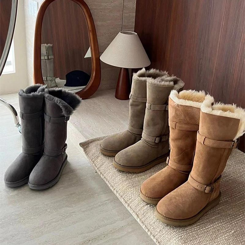 羊皮毛一体灰色雪地靴女2025新款复古两穿中筒加绒不过膝骑士靴|undefined