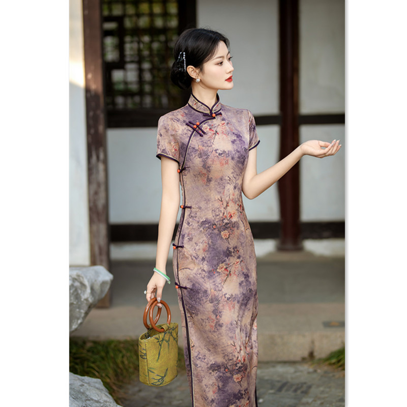 Old Shanghai bronzing Xiangyun yarn traditional Chinese style long cheongsam 2024 spring and summer new retro improved mom cheongsam Old Shanghai bronzing Xiangyun yarn traditional Chinese style long cheongsam 2024 spring and summer new retro improved mom cheongsam