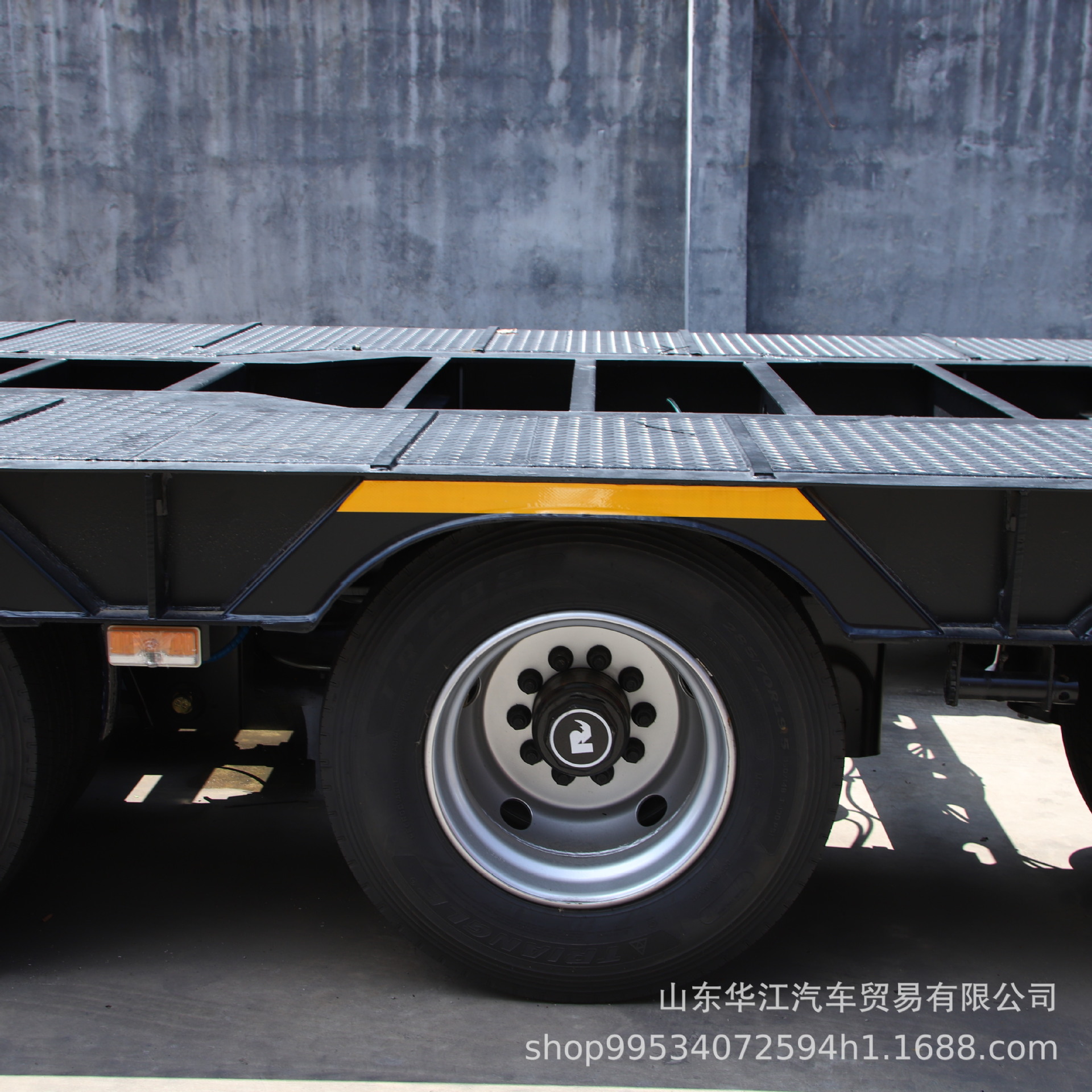 Export to Africa Heavy-Duty Container Flatbed Semi-Trailer Skeleton Trailer 40Tf20Tf Flatbed Transport Trailer