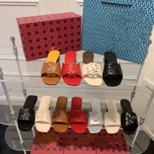 TB�ļ�������ƤŮ��Ь�¿�ƽ�����eһ����Ь�⴩�r���p����ƤŮЬ