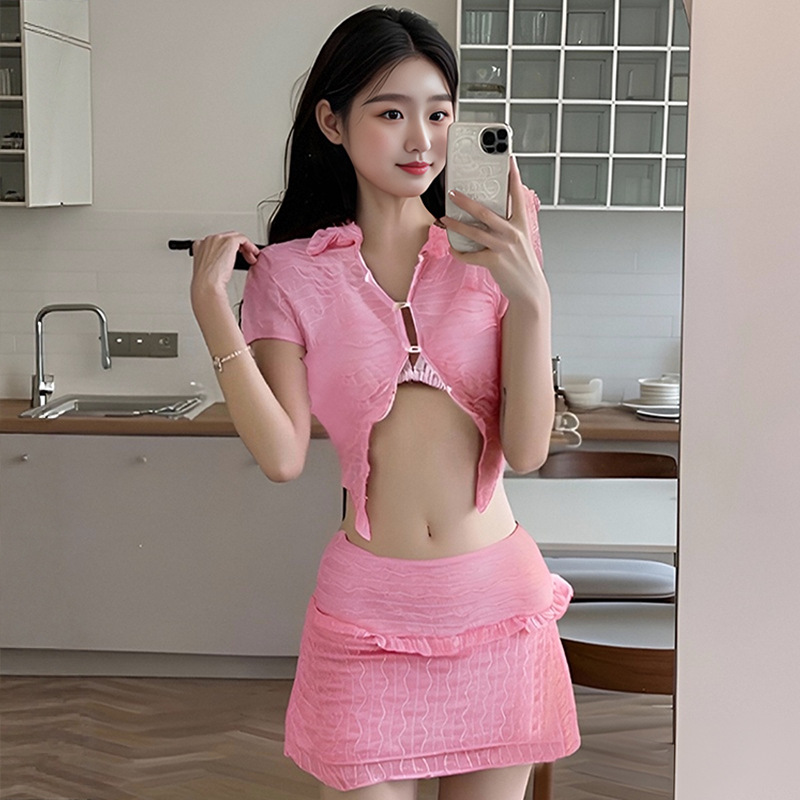 Traje de baño de bikini dividido estilo caliente 2025 Las mujeres se ven delgadas y cubren la carne Traje de tres piezas con almohadilla para el pecho Traje de baño sexy puro para mujeres