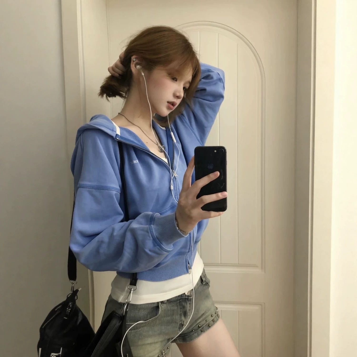 Korean style retro distressed washed hooded short sweatshirt jacket for women, new spring and autumn style, petite and slimming cardigan