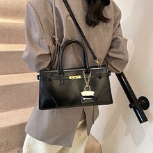 批发跨境女包轻奢百搭手提凯莉包大容量新款休闲时尚单肩斜挎铂金
