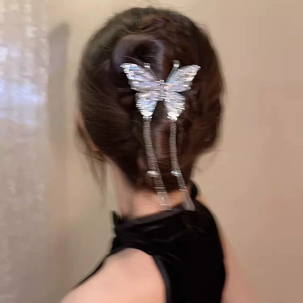 Zircon Butterfly Clip (DA1313)