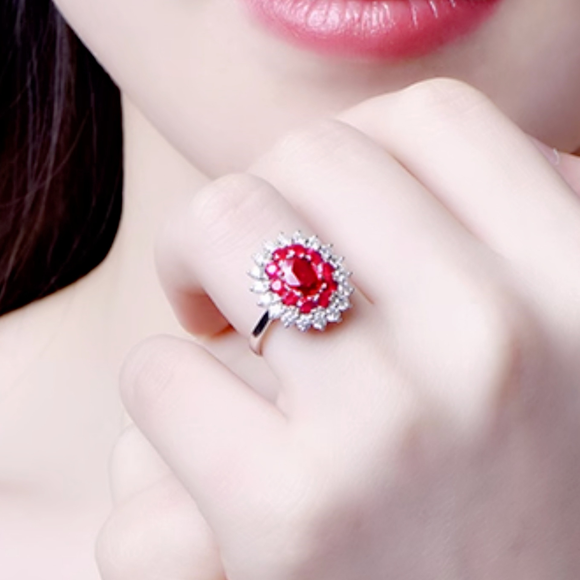 Anillo estilo princesa diana con zafiro joya chapada en oro mujer_voghion.com