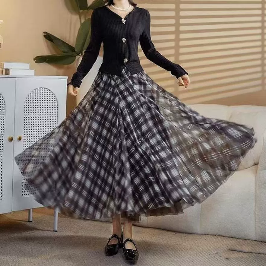 2025 New Autum Skirt, Retro Pleated Contrasting Plaid Long Skirt, High Waist Casual Oversized Gauze Skirt