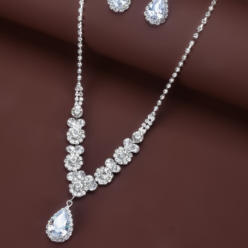 Korean Style Popular Jewelry Full Diamond Water Diamond Set Necklace Stylish and Versatile Hot Selling Item Live Streaming Dropshipping