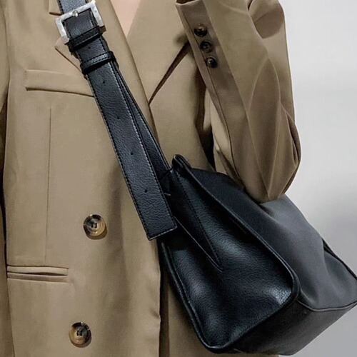 Wide shoulder strap crossbody bag for women 2024 lazy style simple soft leather shoulder bag large capacity commuter tote bag for women