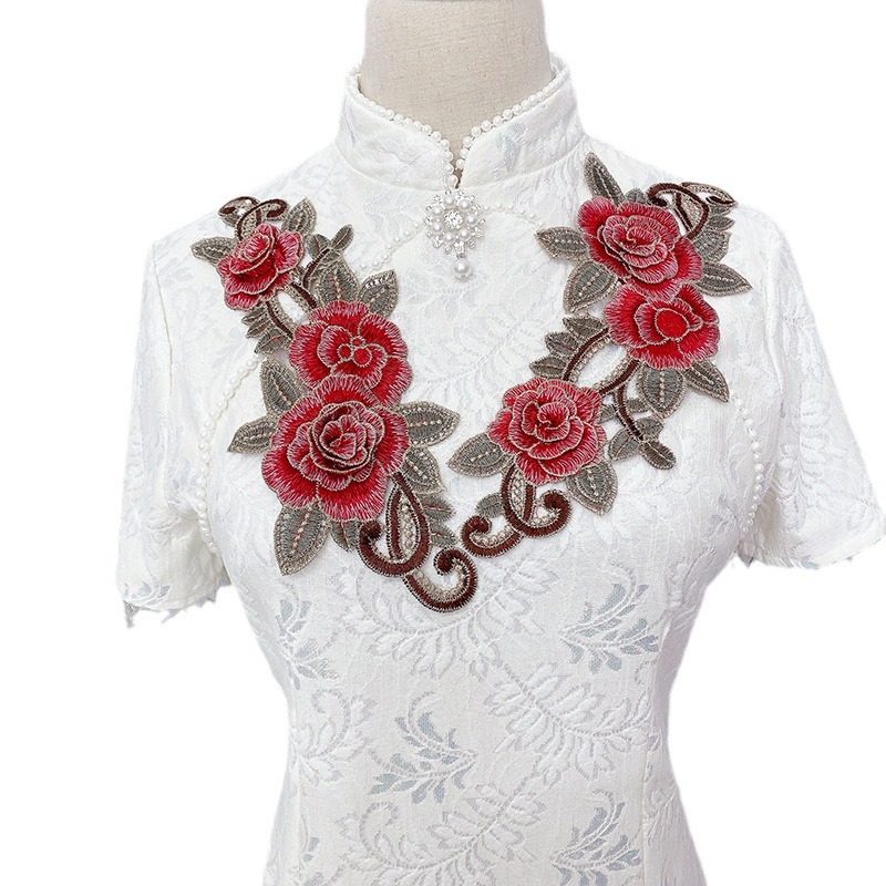 Fábrica directa de bordado de computadora estilo nacional retro estereoscópico hueco alambre de oro flores bordado parche encaje