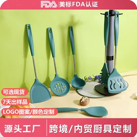 烹饪勺铲;烘焙刮刀;冰格