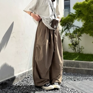 日系复古纯色宽松褶皱水洗阔腿裤男女美式高街休闲抽绳轻薄弯刀裤