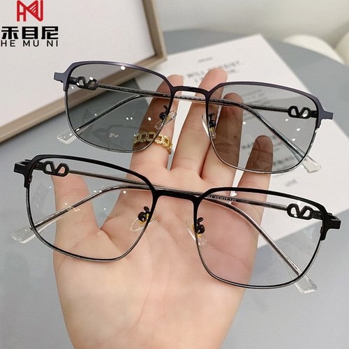 Fashionable metal glasses frame men's retro flat mirror women's black frame glasses frame color-changing glasses lenses decorative glasses