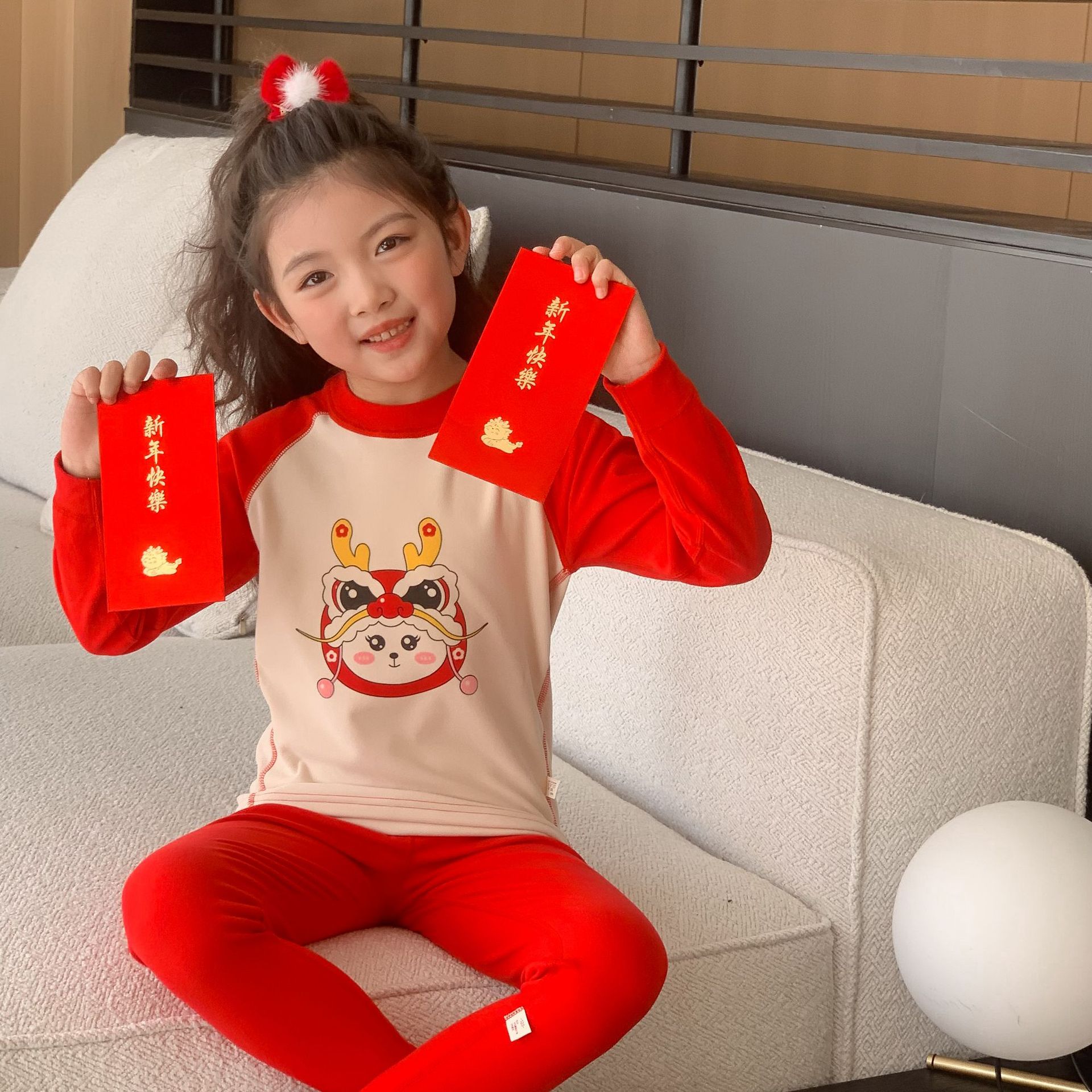 Año de nacimiento los niños terciopelo traje caliente del muchacho dragón rojo sin hueso ropa otoño pantalones largos Año Nuevo pijamas homewear