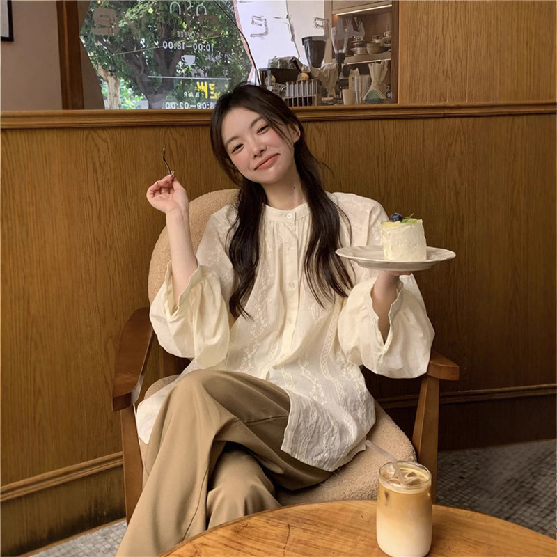 French Retro Design Sense Lace Shirt Women's Long-sleeved 2025 Spring New Loose Elegant All-match Shirt Top