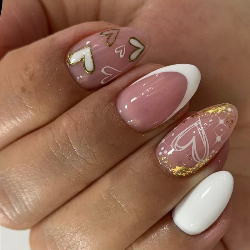Valentine's Day Simple Style White Golden Heart Design Wearable Manicure Nail Patch Fake Nail Patch Finished Nail Patch Valentine's Day Simple Style White Golden Heart Design Wearable Manicure Nail Patch Fake Nail Patch Finished Nail Patch