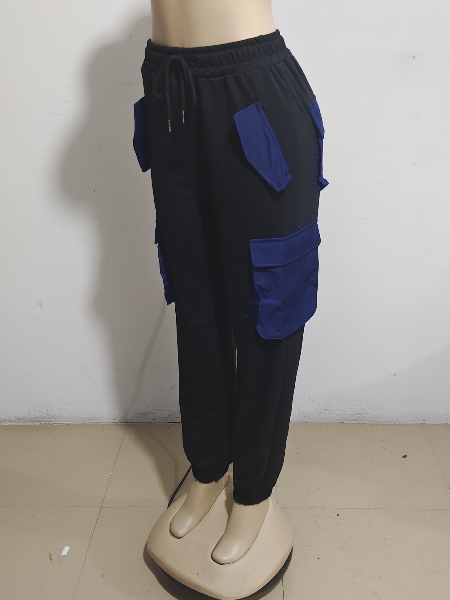 Ropa de mujer Mono vaquero de cintura alta con bolsillos grandes y estilo urbano para mujer_voghion.com