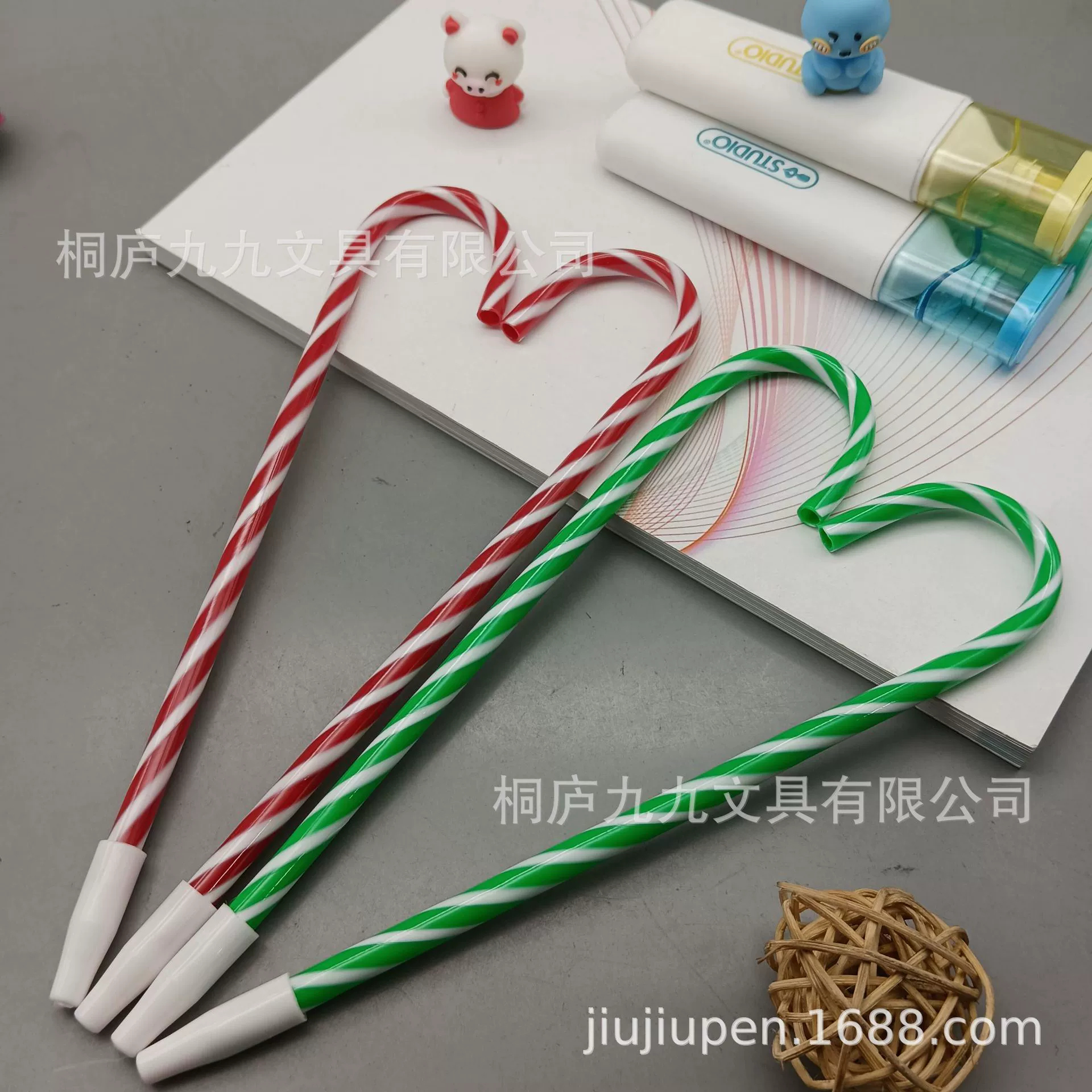 Оптовая продажа рождественская труба костыль в форме шариковая ручка маленький подарок трансграничный праздничный подарочный набор фиксированный логотип упаковки