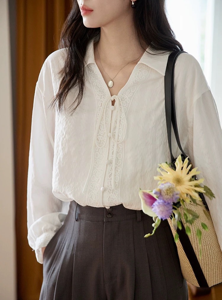 White autumn retro shirt