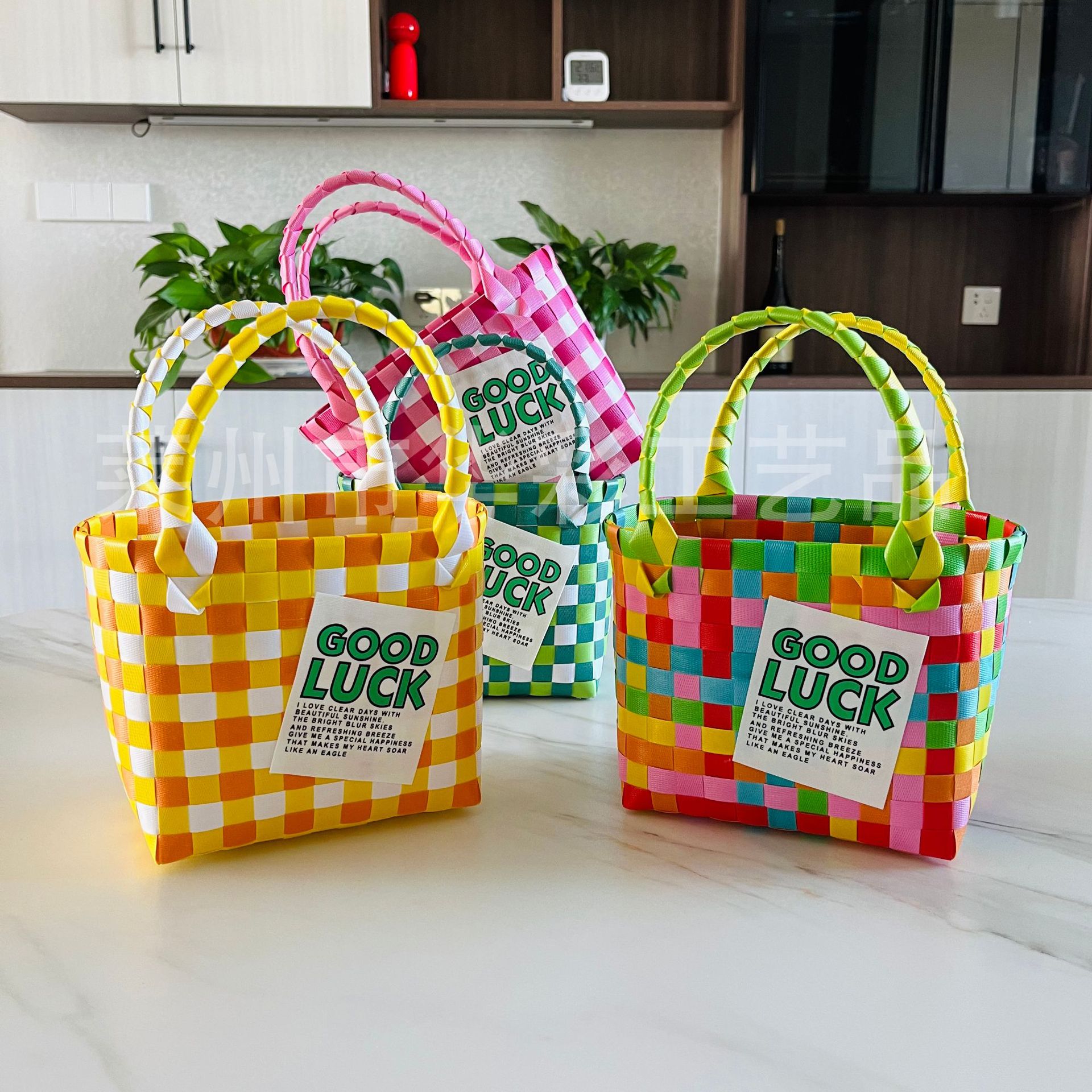 厂家批发塑料编织篮菜篮子 伴手礼篮子手提篮 沙滩包购物小方包