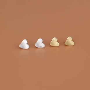 �r�К��|��ɫ���z���Ķ��hŮ���s�ٴ�С���OӋС���p�ݾ��¶��