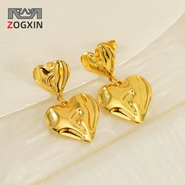 耳环;项链;耳钉