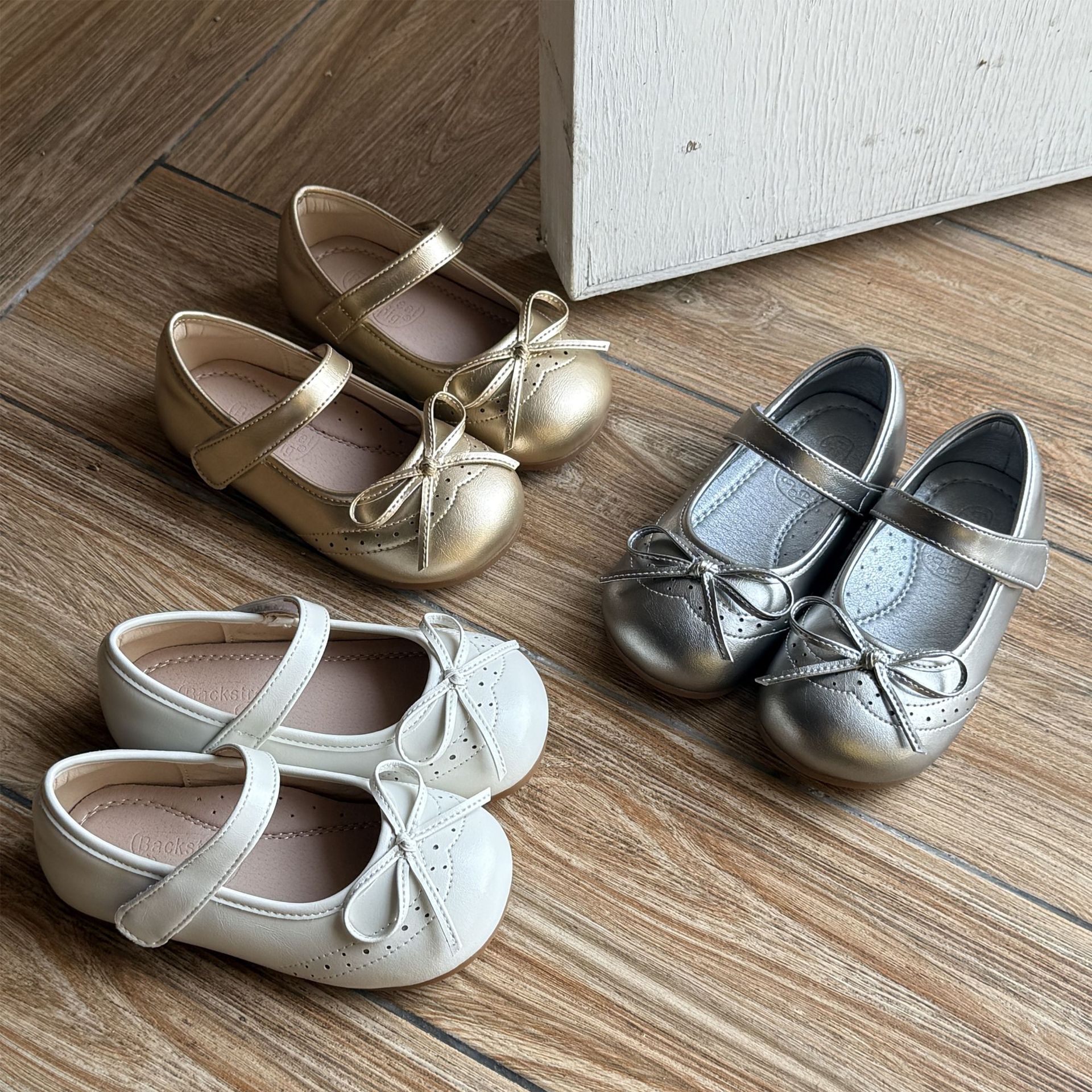 Girls' Leather Shoes 2025 Autumn Retro Bow Shoes Korean Style Little Girls Princess Shoes Shallow Mouth Shoes Soft Sole Style