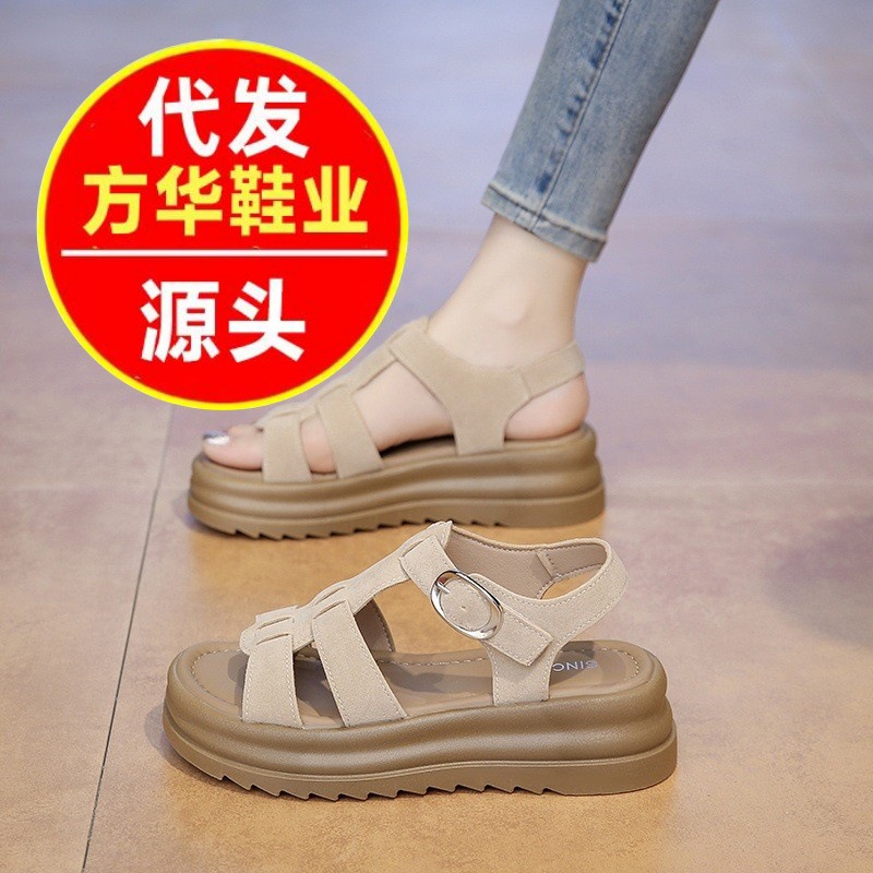 Sandalias romanas de primavera y verano para mujeres 2026 nuevos zapatos de moda para mujeres, zapatos de playa gruesos y suaves no cansados