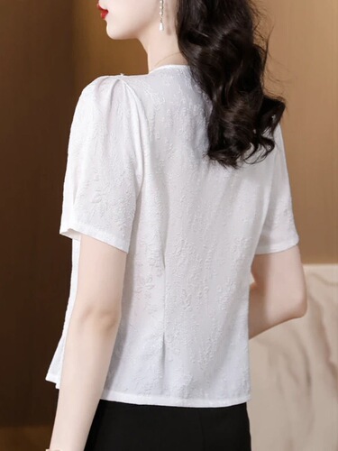 New Chinese-style collar embroidered shirt for women's summer 2025 new style waist waist to show slimming short shirt, national style short-sleeved shirt