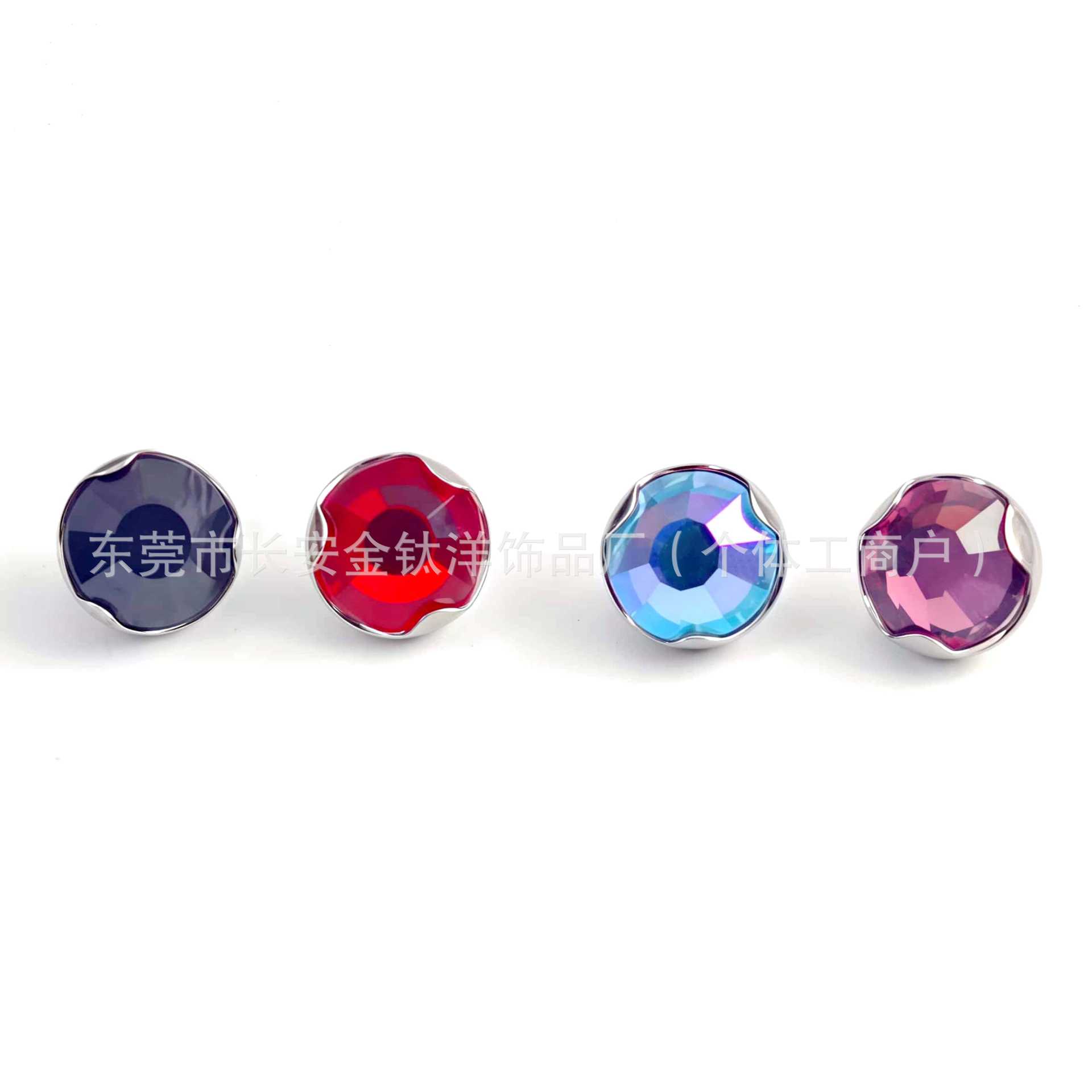 Labret piercing jewelry detail image