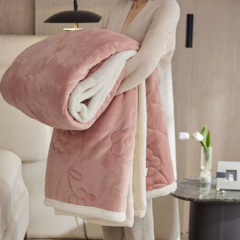 秋冬加厚三层夹棉毯牛奶绒毛毯冬季保暖羊羔绒盖毯双面绒春秋被子