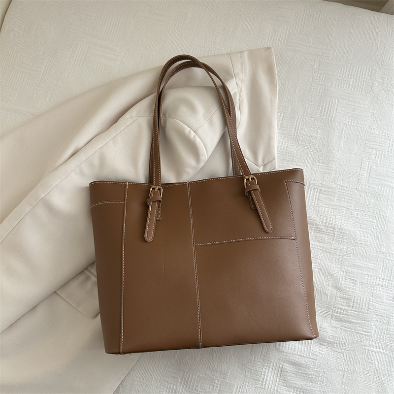 Bolso retro 2024 nuevo estilo de trabajo bolso de viaje de moda alta calidad de hombro versátil bolso de gran capacidad