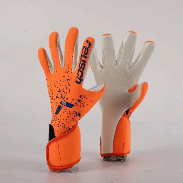 Wholesale Sports Football Goalkeeper Gloves for Adults and Children Goalkeeper Training Games Thickened Non-Slip Goalkeeper Gloves