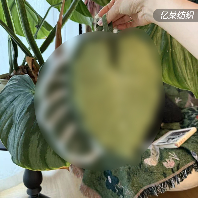 Monstera hand towel with plant leaves, cute cartoon design, cross-border towel, wall-mounted, quick-drying, absorbent, thickened bathroom cloth Monstera hand towel with plant leaves, cute cartoon design, cross-border towel, wall-mounted, quick-drying, absorbent, thickened bathroom cloth