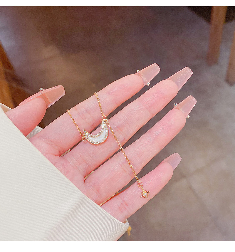 New Fashion Tassel Fritillary Moon Pendant Titanium Steel Clavicle Chain Womenu0027s Necklace