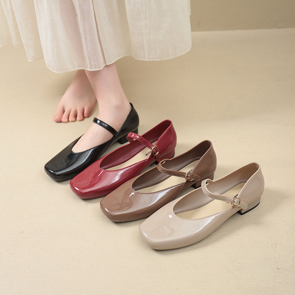summer Mary Jane shoes