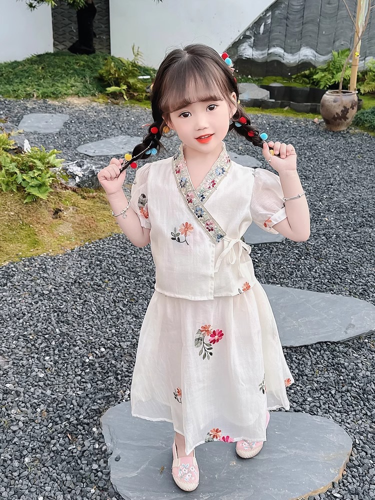 Conjunto de dos piezas de verano 2026 de nuevo estilo para niñas, ropa étnica infantil, vestido Hanfu de manga corta para niños pequeños
