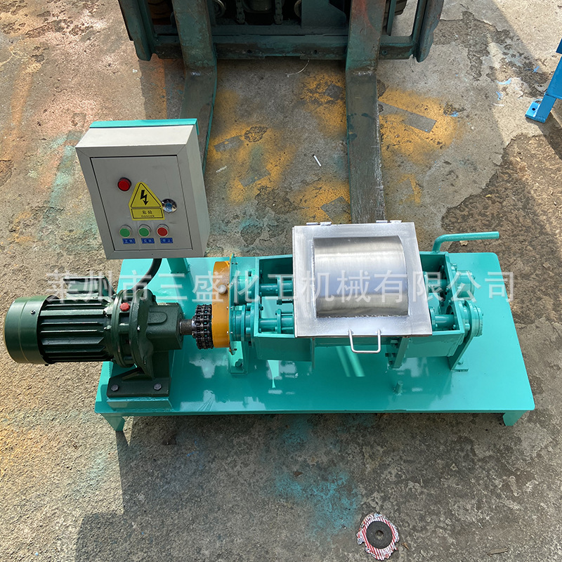 厂家供应电加热不锈钢橡胶捏合机实验抽真空小型碳素捏合机