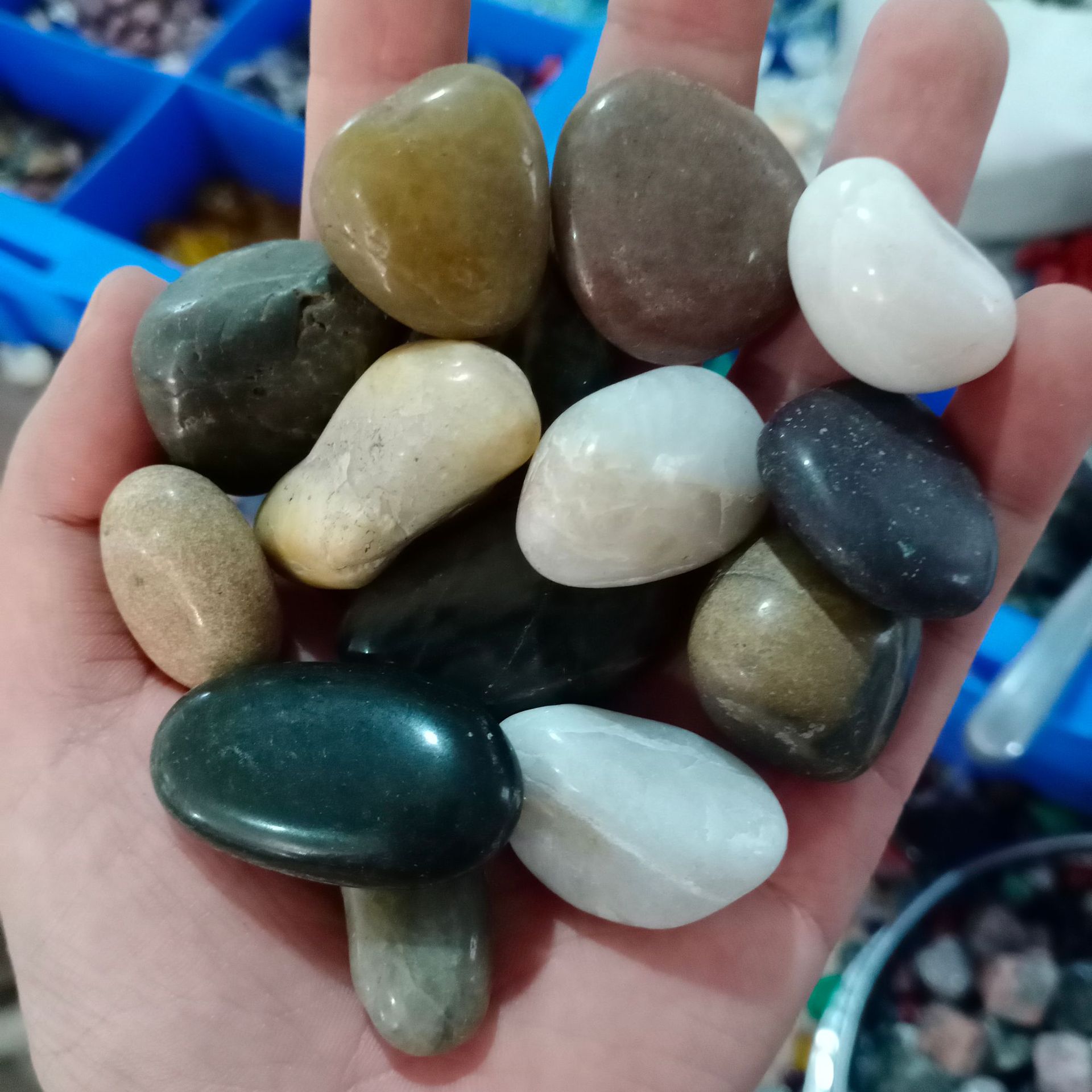 Đá hoa mưa nhiều màu 500g / 15-20mm