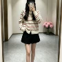 显瘦新款撞色圆领毛衣